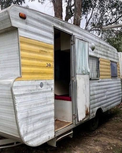 Kind people gave a homeless woman an old trailer.The woman was so happy to have a home. She turned it into a cozy home in the middle of the forestWow, it turned out to be such a cozy and cute house. Now the woman enjoys her life surrounded by natureCheck the photos in the top comment below⬇️⬇️